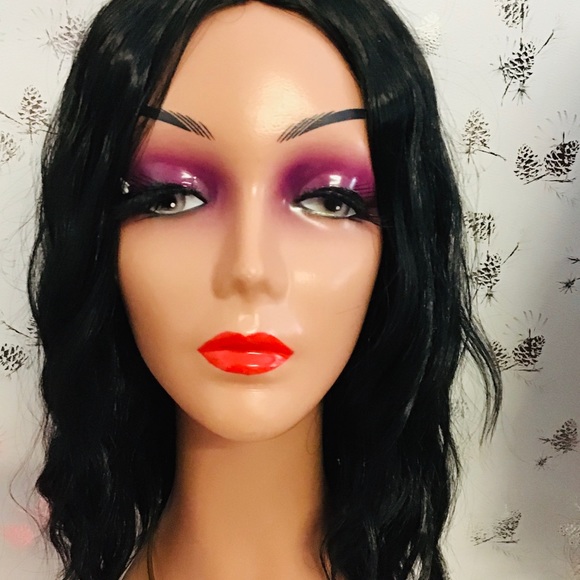 Wig Are Made Of Synthetic Hair Machine Made,  Wear It Middle Or Side - Picture 2 of 5